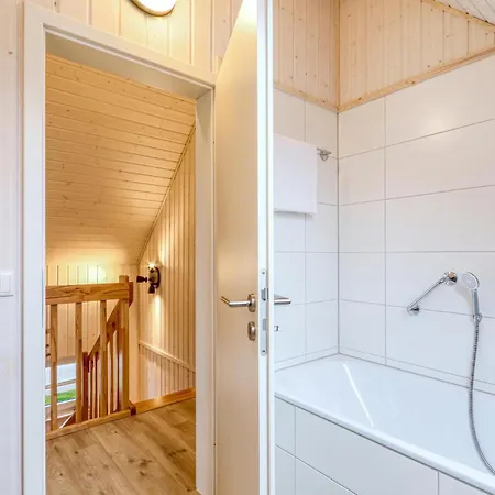 Gorgeous Home In Ostseeresort Olpenitz With Sauna Olpenæs