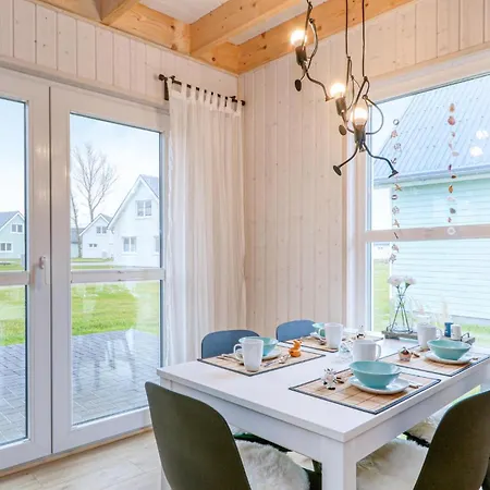 Gorgeous Home In Ostseeresort Olpenitz With Sauna *
